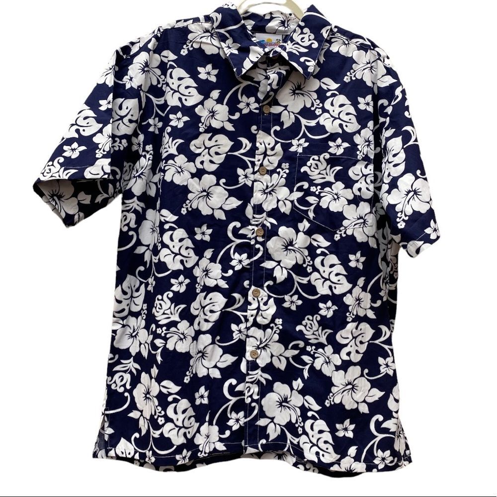 Wave Shoppe Hawaiian flower print shirt
